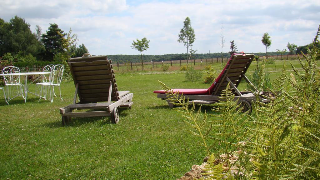 Bed and Breakfast La Passacaille Grosrouvre Экстерьер фото
