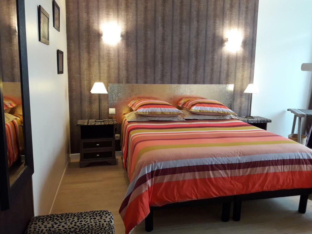 Bed and Breakfast La Passacaille Grosrouvre Экстерьер фото