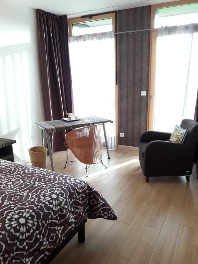 Bed and Breakfast La Passacaille Grosrouvre Экстерьер фото